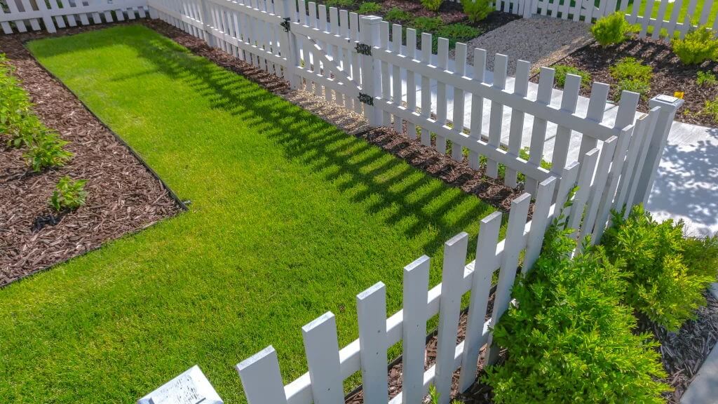 How Much Does A New Fence Add To Your Home Value